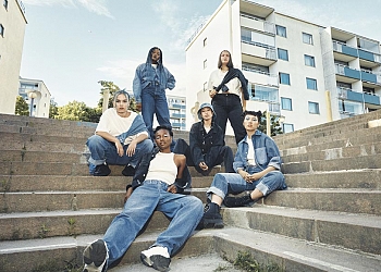 Bộ sưu tập denim tái chế từ H&M ra mắt vào mùa thu 2021