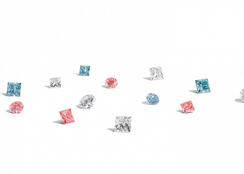 Kim cương nhân tạo của De Beers bắt đầu bán đá rời