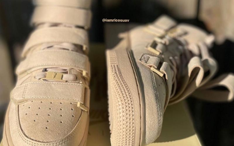 Mẫu Air Force 1 High “Mushroom” dùng 5 miếng dán velcro thay thế