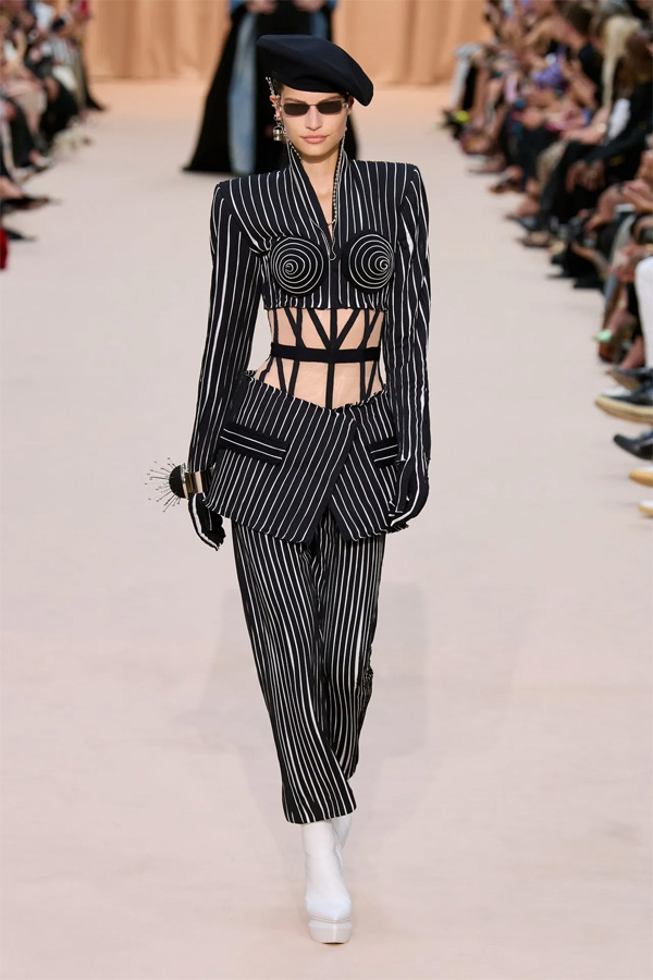 Jean Paul Gaultier Haute Couture Thu Đông 2022-23-quần tây dược thiết kế riêng