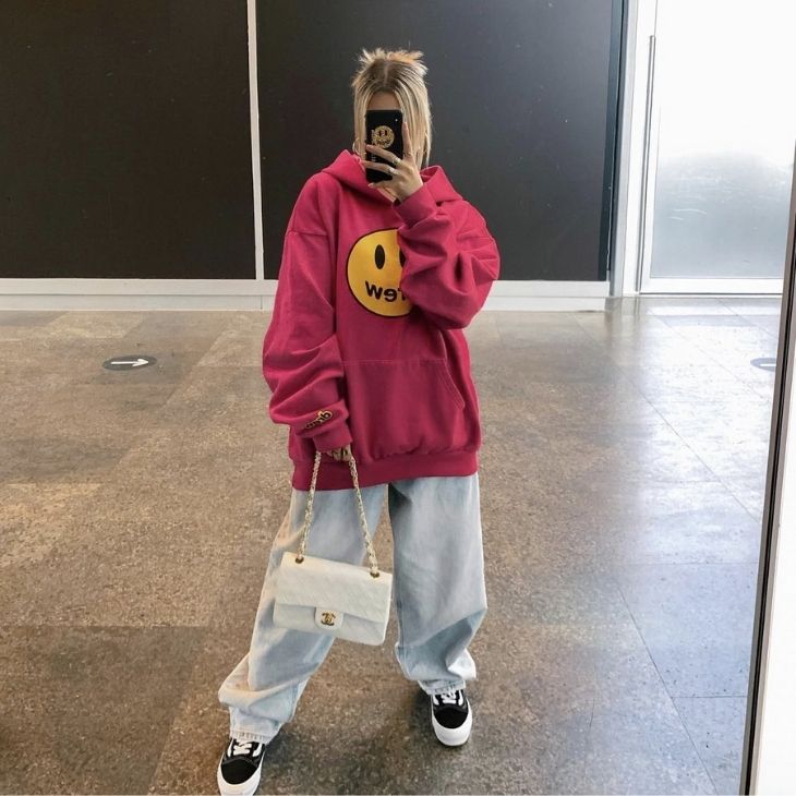 Áo khoác hoodie thoải mái cho ngày se lạnh