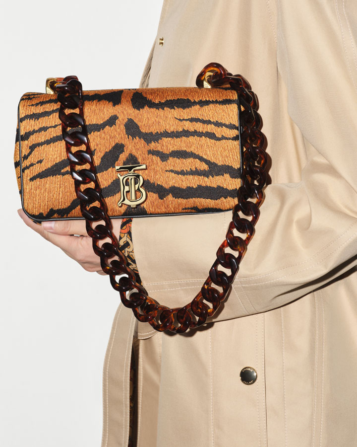 BST Tết Nguyên Đán 2022 của Burberry - 4