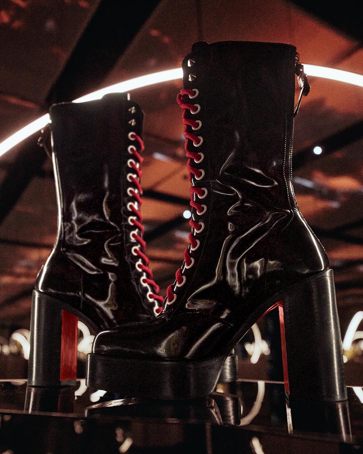 Christian Louboutin S/S 2022 - 9