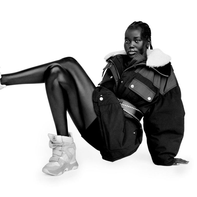 Đôi wedged sneakers của Isabel Marant