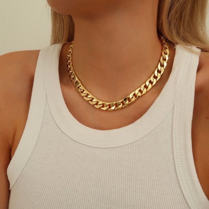 Dây chuyền mặt xích với kích thước và độ dày