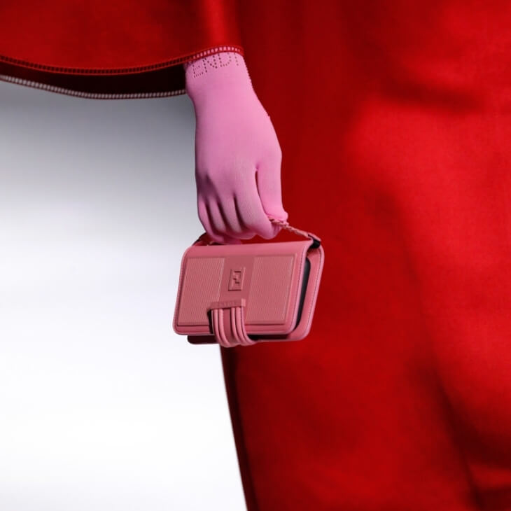 Túi hay case phone