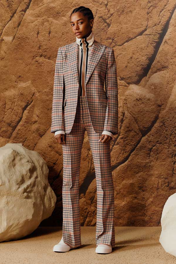 Suit cùng bộ