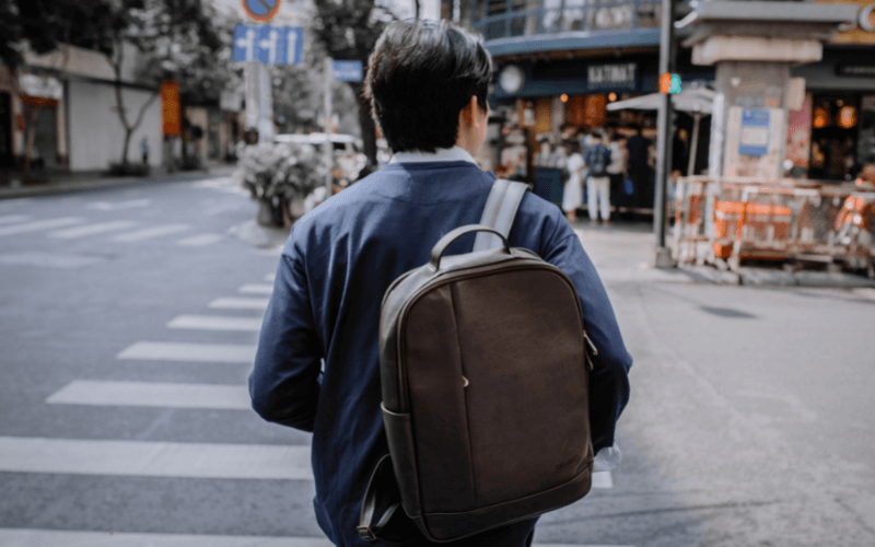 Cách chọn balo cho dáng người cao gầy
