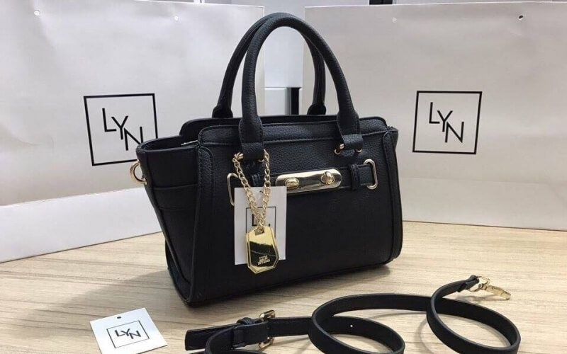 Túi xách tại Kinda Shop