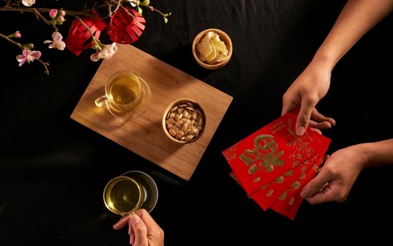 Ý nghĩa tặng quà cho người yêu dịp Tết