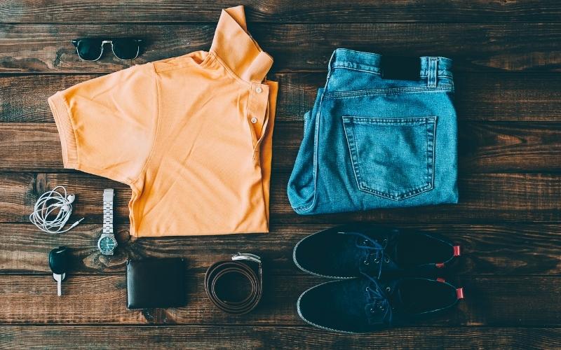 Tặng trang phục Tết cho bạn trai